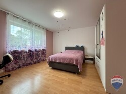 Schlafzimmer 3 OG