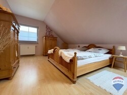 Schlafzimmer 1 OG