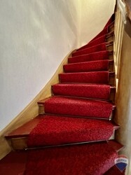 Treppe zum DG