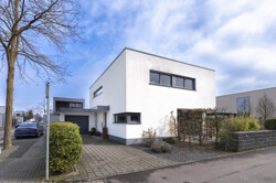Straßenansicht