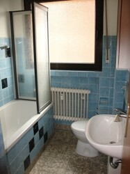 Bad mit Fenster