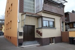 Hauseingang / Balkon