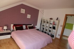 Schlafzimmer DG