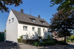 Straßenansicht
