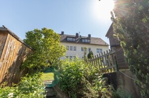 Großzügiges Grundstück
