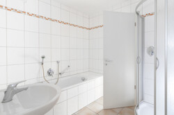 Wannen- und Duschbad