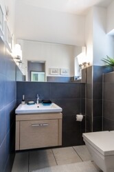 Gäste-WC mit Tageslicht