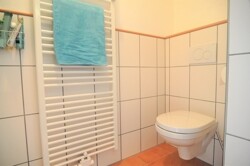 WC und...