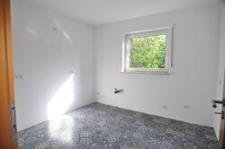 Küche, ggf. kleiner Essplatz