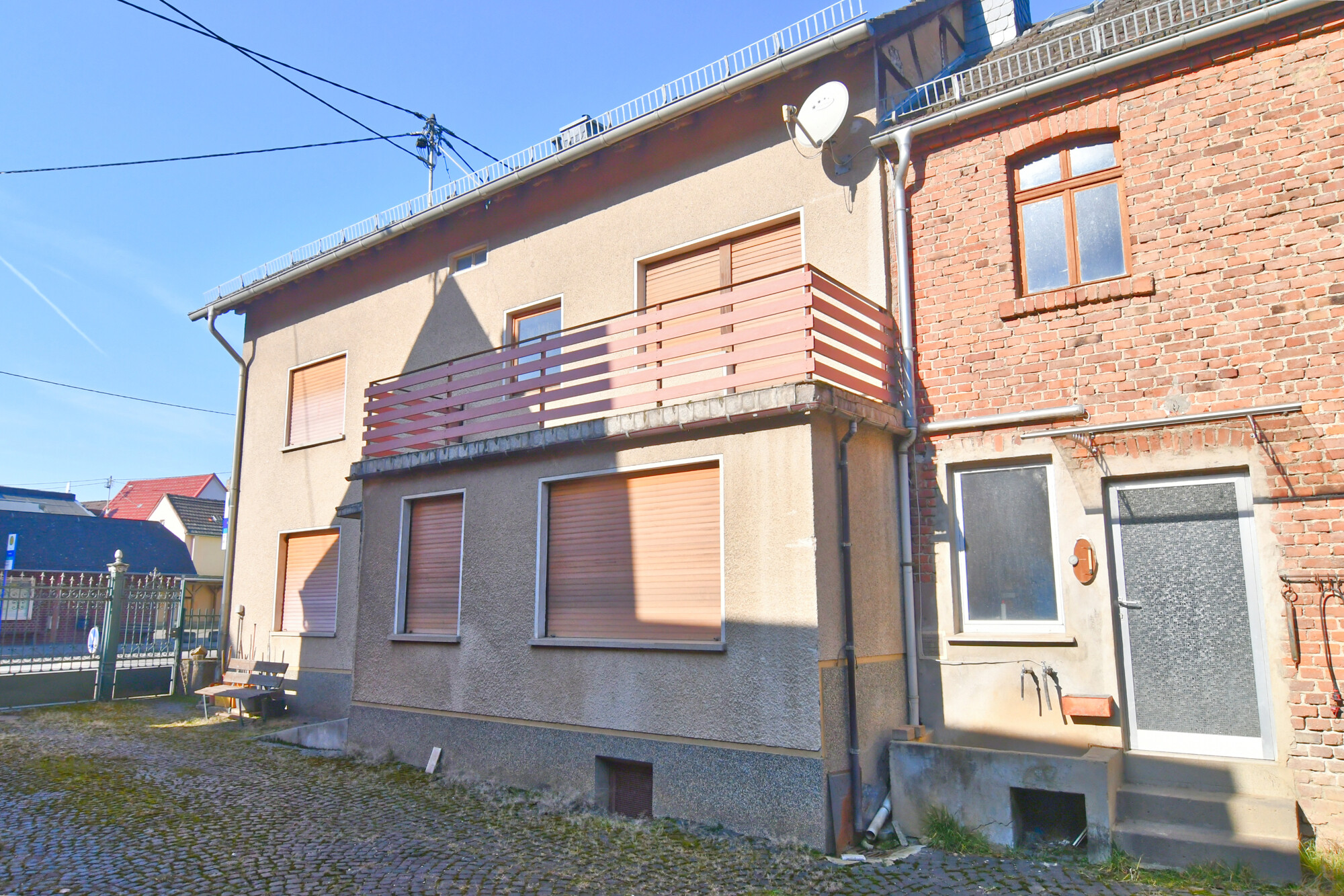 Wohnhaus mit Heizraum