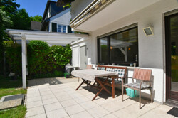 Terrasse mit Markise