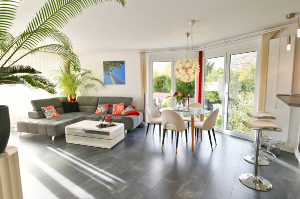 Herrlich heller Wohnbereich