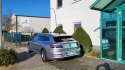 Parkplatz zum Büro