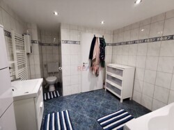 Badezimmer mit WC