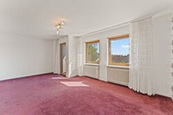 1.OG Schlafzimmer Blick 2