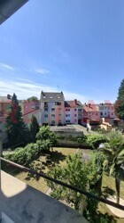 Garten hinterm Haus