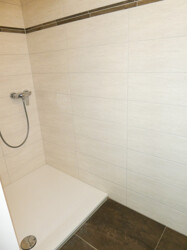 Dusche EG