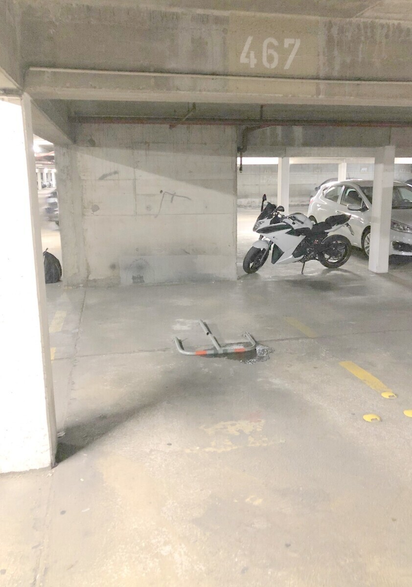 Tiefgaragenstellplatz