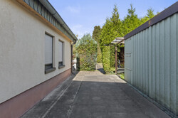 Weg zum Garten
