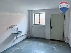 21 Waschküche KG