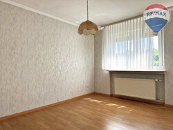 11 Zimmer 1 EG