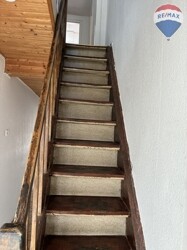 9. Treppe  EG