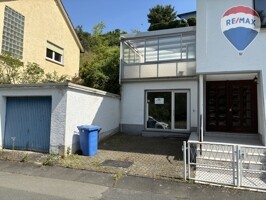 04 Garage