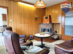 12 Kamin-Esszimmer