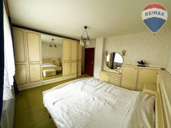 11 Schlafzimmer