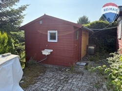 20. Gartenhütte