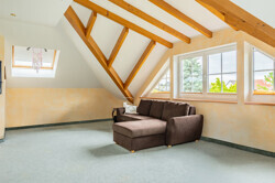 Schlafzimmer DG