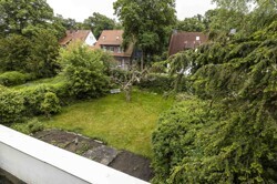 Blick von der Terasse im Obergeschoss