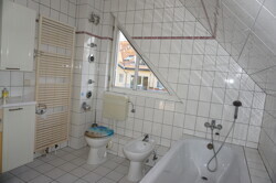 Bad Dachgeschoss