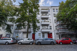 16Hausfront