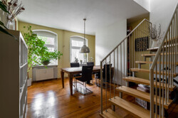 07Treppe
