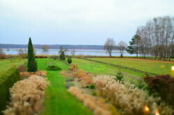 Gartenblick zum See