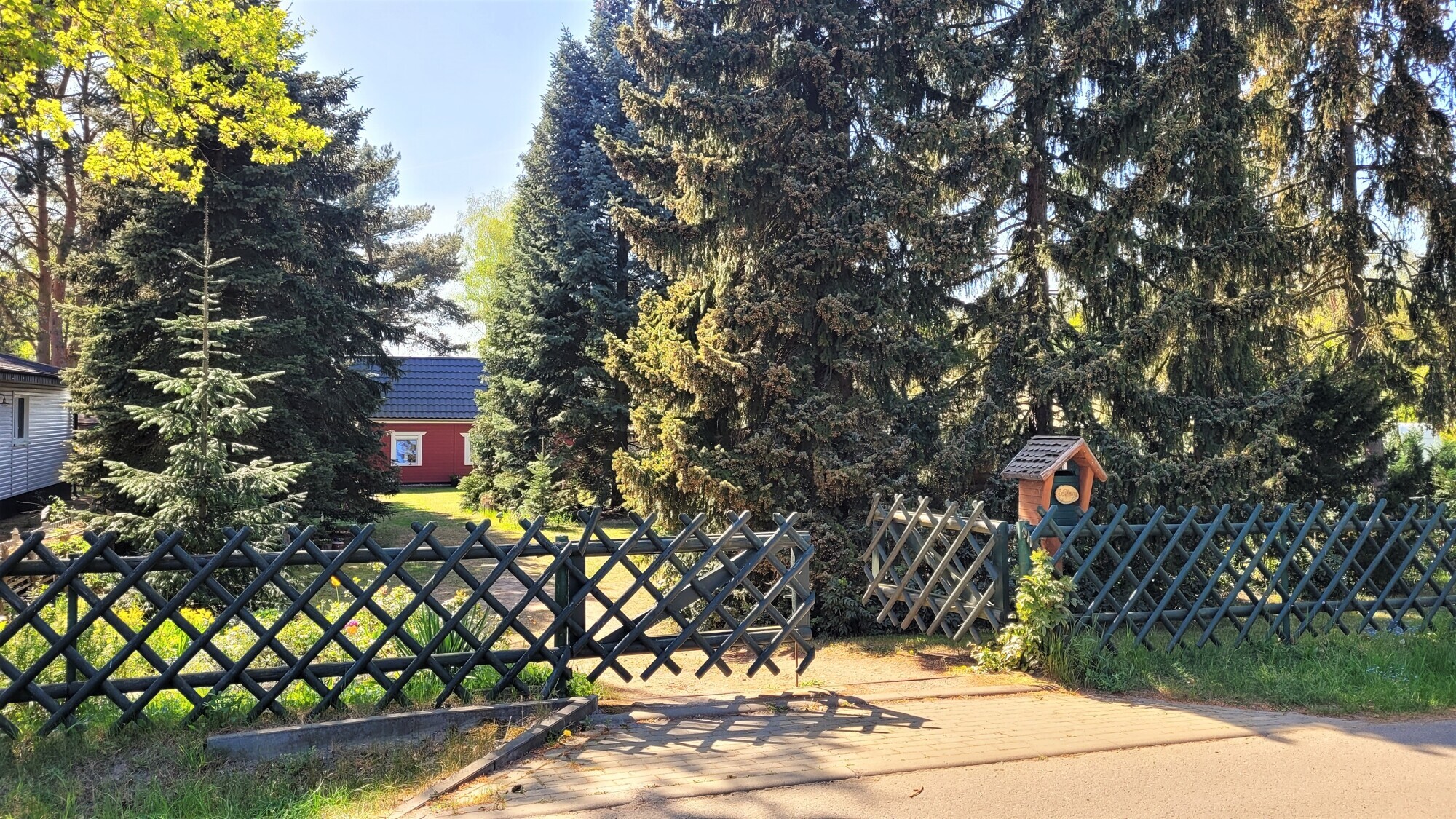 Straßenansicht