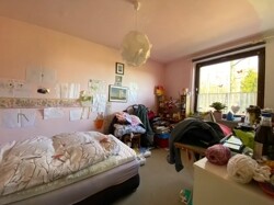 Schlafzimmer unten