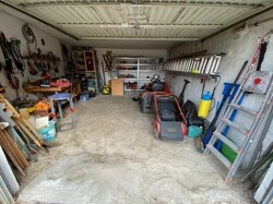 Garage (2)