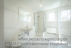 Tageslichtbad mit Dusche