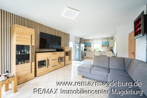 Wohnzimmer Eingang A