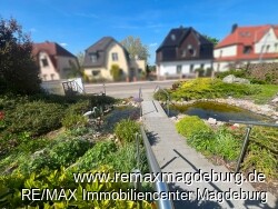 Garten vor dem Haus