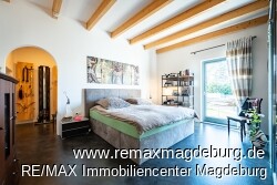 Schlafzimmer mit Ankleidenbereich
