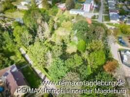 Grundstück