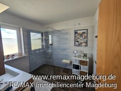Badezimmer EG