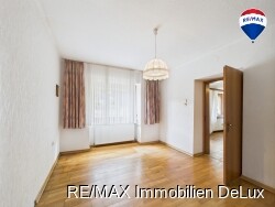 RE/MAX Immobilien DeLux Haus in Losheim am See/ Bachem 