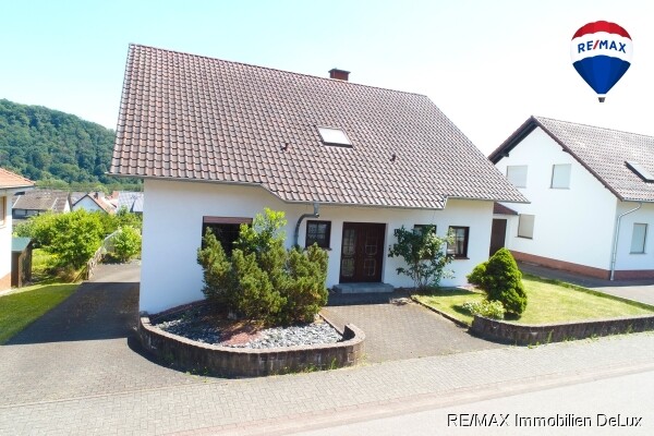 RE/MAX Immobilien DeLux Haus Brotdorf