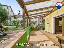 RE/MAX Immobilien DeLux Haus Mettlach Terrasse 