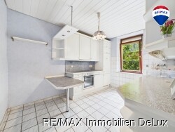 RE/MAX Immobilien DeLux Haus Mettlach Küche