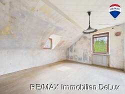 RE/MAX Immobilien DeLux Haus Mettlach Zimmer OG